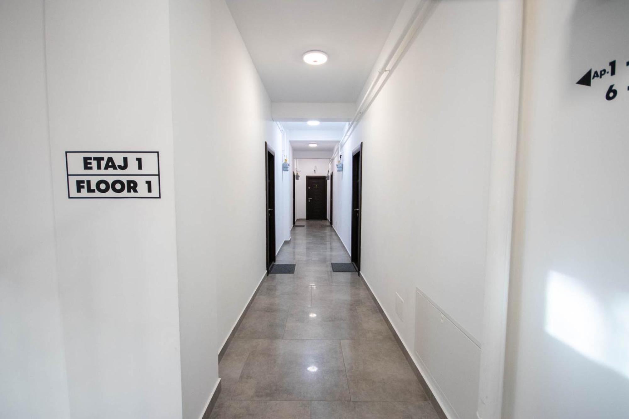 Astar Apartments - Small Rădăuţi Buitenkant foto